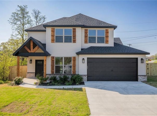 2 Hebrides  CIR, Bella Vista, AR 72715