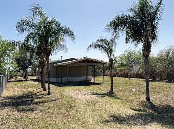 8305 Cardinal Street, Edcouch, TX 78538