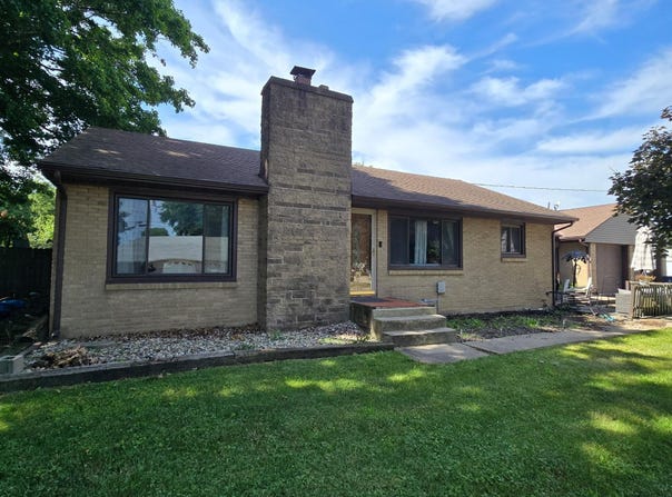 413 W SPRING Street, Princeville, IL 61559