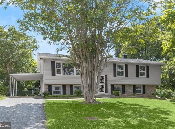 8305 OLD HARFORD RD, BALTIMORE, MD 21234