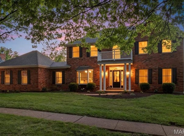 15305 Schoettler Estates Drive, Chesterfield, MO 63017