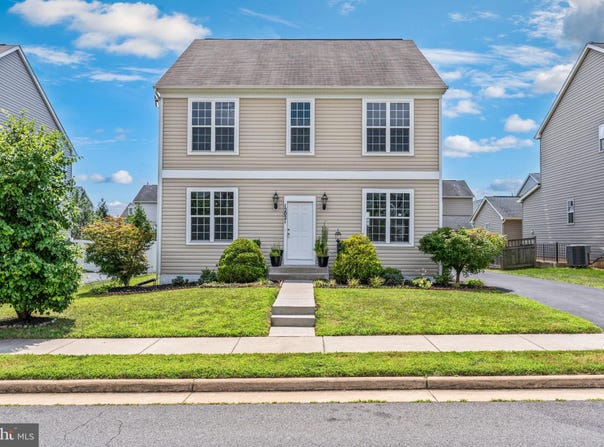 12021 SPRING BEAUTY ROAD, BRISTOW, VA 20136