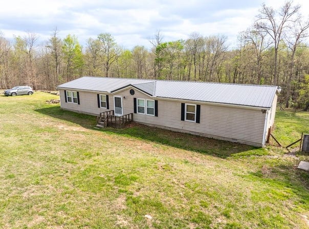 212 Davis Road, Otway, OH 45657