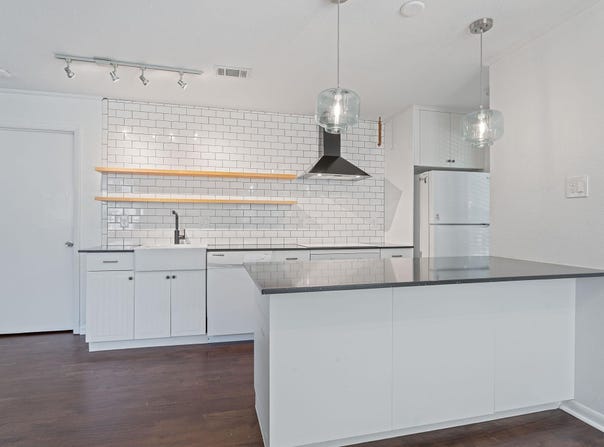 1510 W North Loop BLVD, Austin, TX 78756