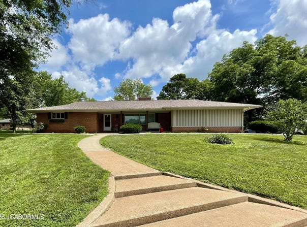 501 W MORGAN STREET, Tipton, MO 65081