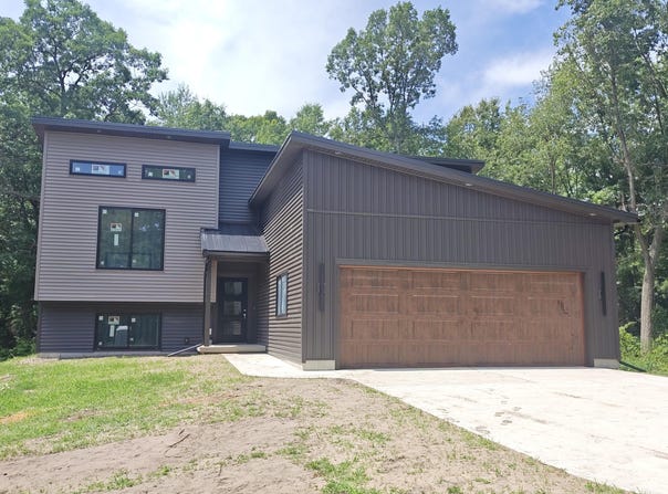 625 S Walker Road, Muskegon, MI 49442