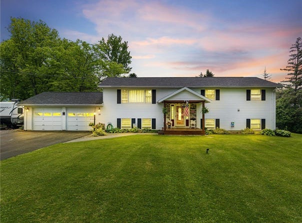 35 Horvath Drive, Lansing, NY 14850