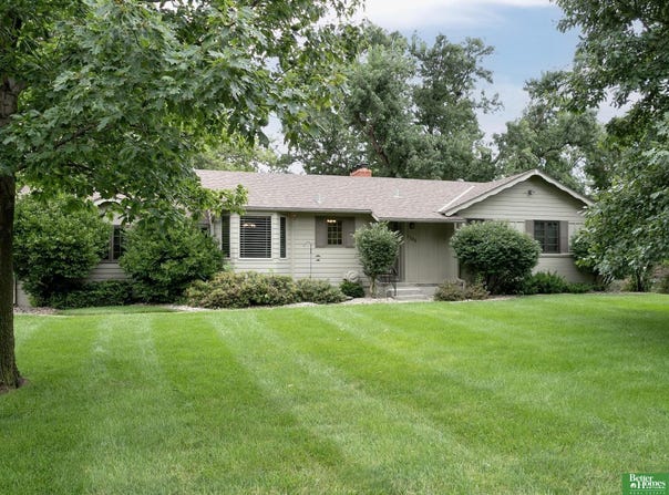 1705 S 116th Street, Omaha, NE 68144