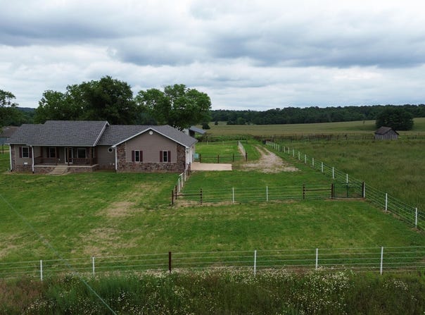 12153 Y, Birch Tree, MO 65438