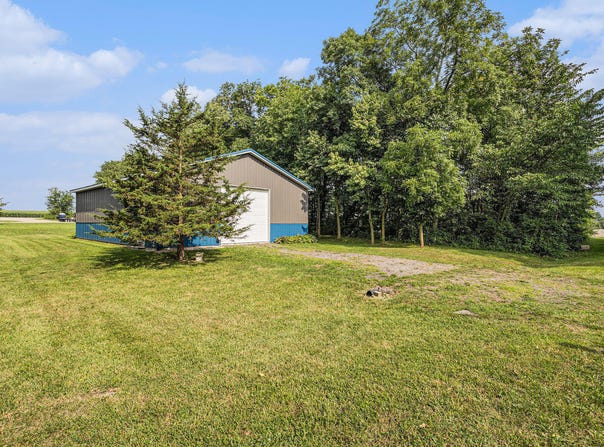 423 Fairview Avenue, Camden, MI 49232