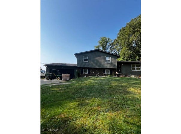 3637 Old Forge Road, Rootstown, OH 44272
