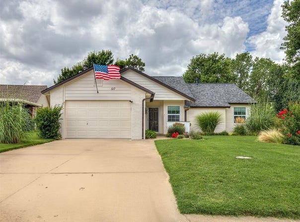 517 Beagle Circle, Edmond, OK 73003