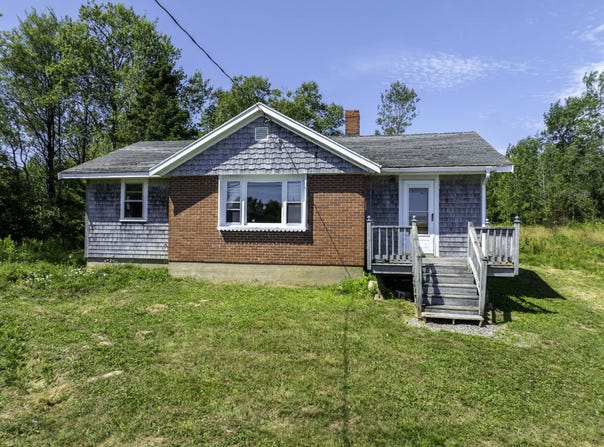 1323 Port Rd, Machiasport, ME 04655