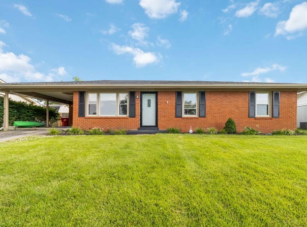 422 Nottaway Drive, Nicholasville, KY 40356
