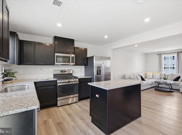 24-L WENDOWSKI Street, BEVERLY, NJ 08010
