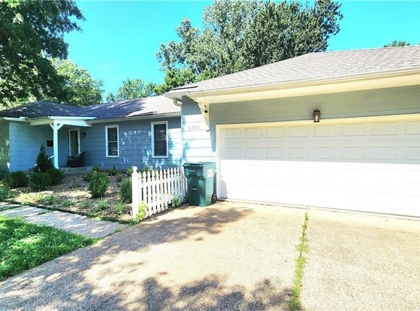 2308 S Homer Street S, Pittsburg, KS 66762