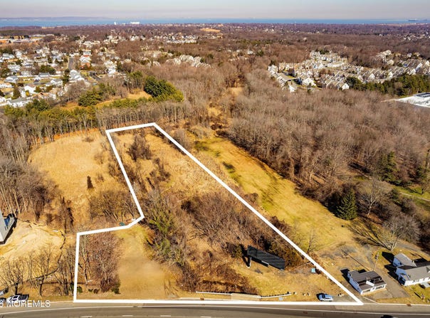 2121 Highway 35, Holmdel, NJ 07733