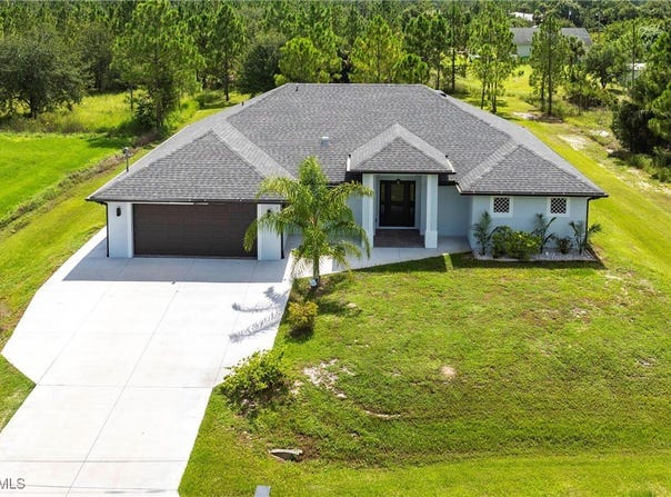 912 Thompson Avenue, Lehigh Acres, FL 33972