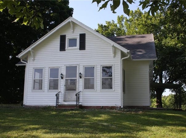45 SW 675 Road, Warrensburg, MO 64093