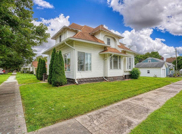 102 N Bennett Avenue, Jackson, OH 45640