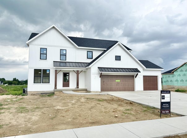 1633 Round Barn Drive, Hudsonville, MI 49426