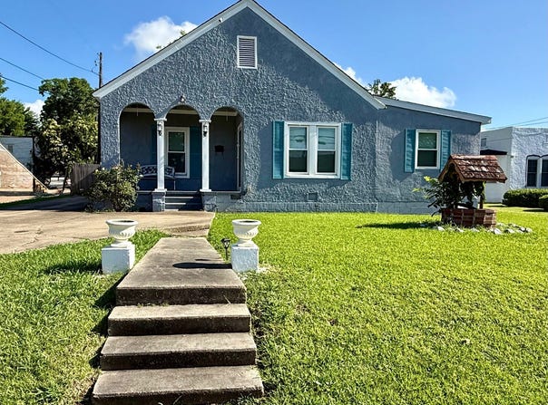 102 East Jefferson Street, Demopolis, AL 36732
