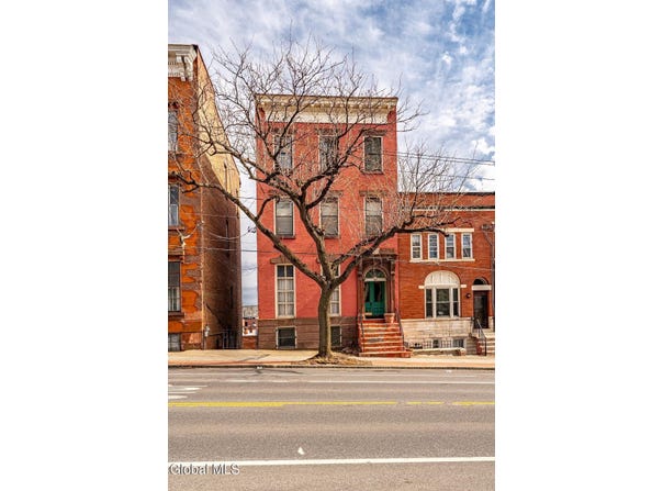 47 Ten Broeck Street, Albany, NY 12210