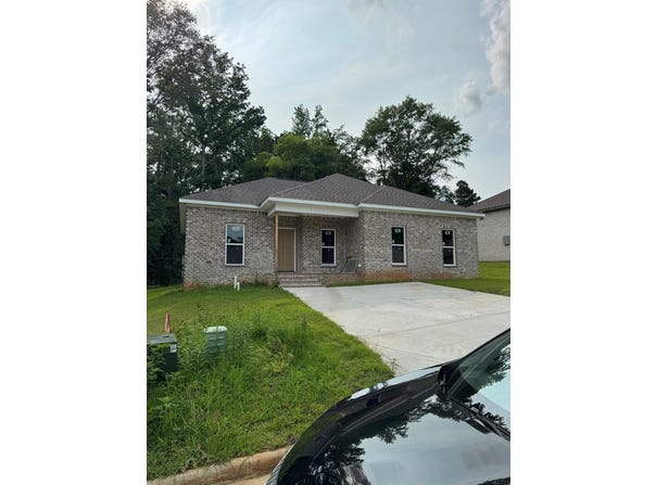 217 Ella Way, Troy, AL 36081