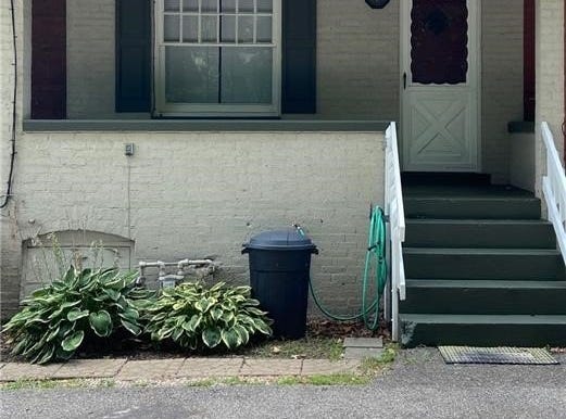 503 Terrace Dr, Harmar, PA 15238