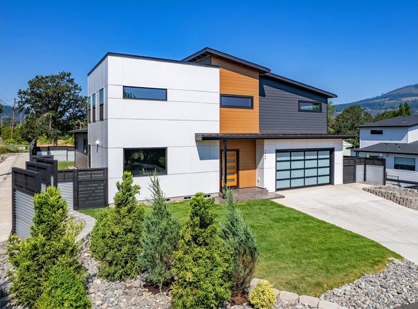 3854 May ST, Hood River, OR 97031
