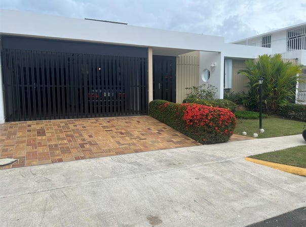 J-8 Argentina OASIS GARDENS, GUAYNABO, 00969