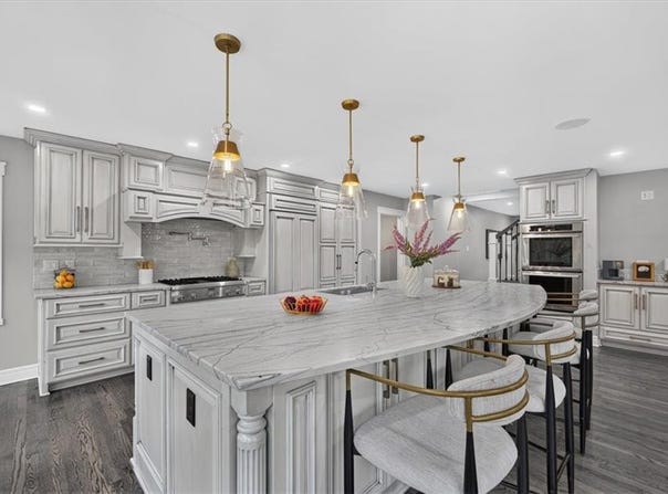 2800 W 68th Street, Mission Hills, KS 66208