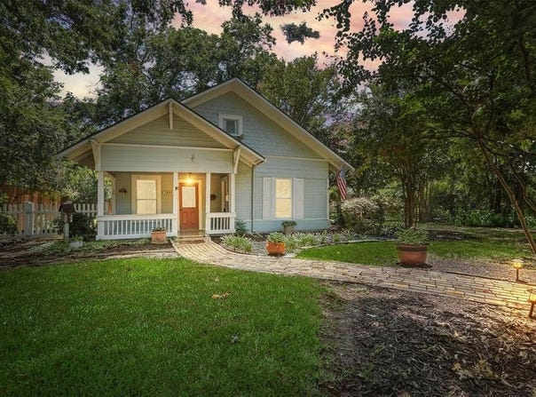 1004 W Avenue Avenue E, Garland, TX 75040