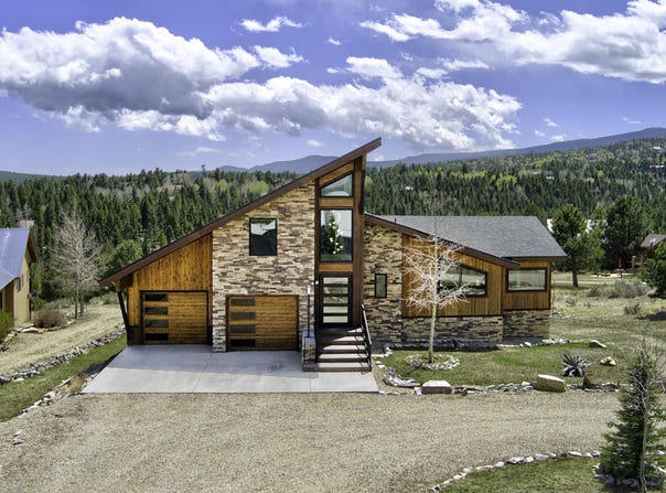 53 Preston Trail, Angel Fire, NM 87710