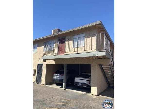 1732 W Brighton Ave, El Centro, CA 92243