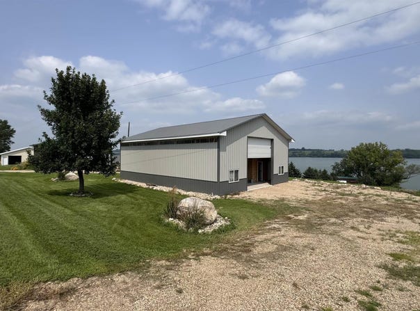12910 Zach Rd, Wilmot, SD 57219
