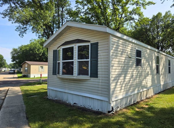 917 Countryside Park, Fargo, ND 58102