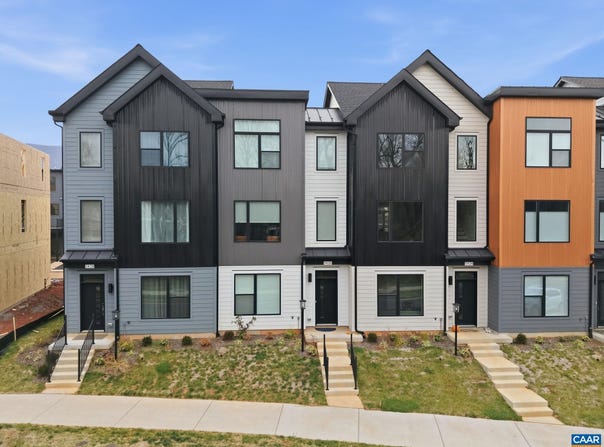 5428 GOLF DR, CROZET, VA 22932
