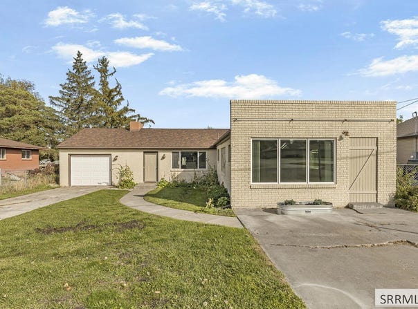 2955 Central Avenue, Ammon, ID 83406