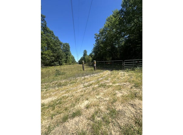 108th Avenue, Rothbury, MI 49452