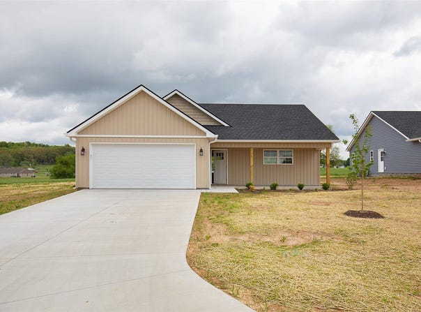 121 Madeline Court, Russellville, KY 42276