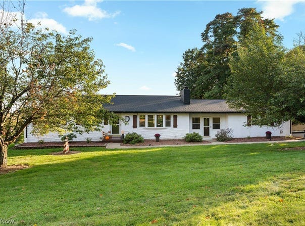 6468 Yost Street NW, Canton, OH 44718