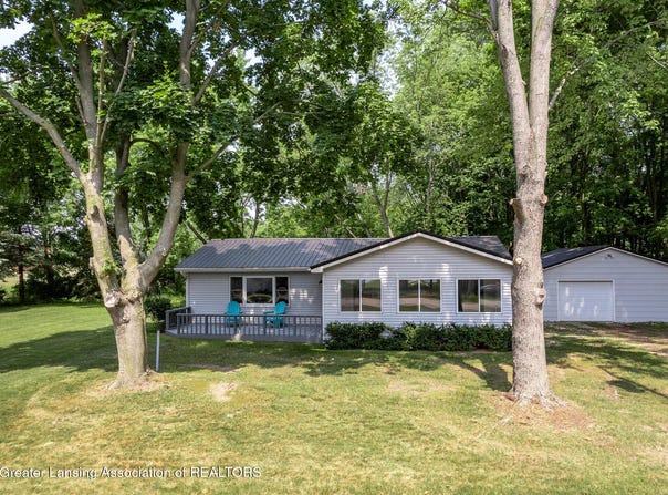 1337 Shepard Street, Crystal, MI 48818