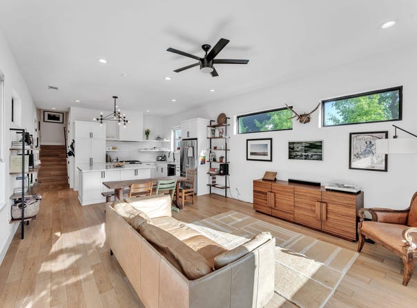 4614 Gillis ST, Austin, TX 78745