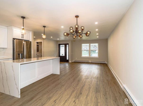 94 Salix Plaza, Monroe, NJ 08831