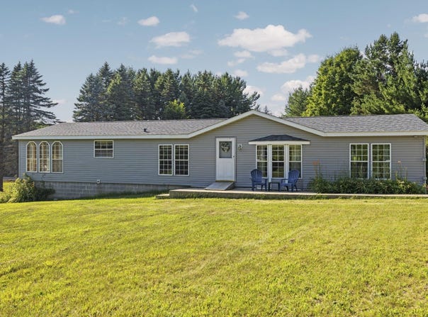 2204 NW Plum Valley Road, Alden, MI 49612-9610