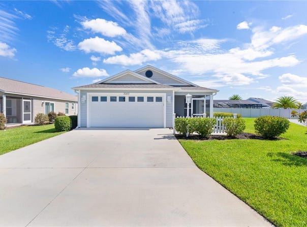3283 DAWN PLACE, THE VILLAGES, FL 32163