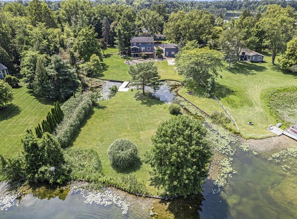 1341 Orchard Drive, Marshall, MI 49068
