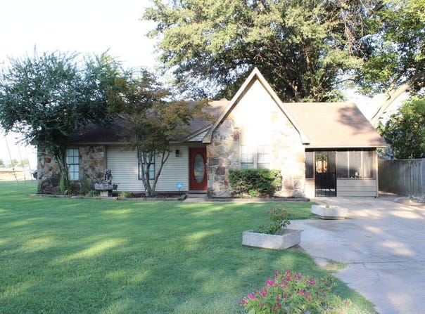 1599 MARJORIE LANE, West Memphis, AR 72301