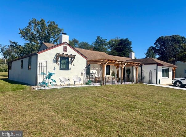 233 W LANDING Road, BLACKWOOD, NJ 08012